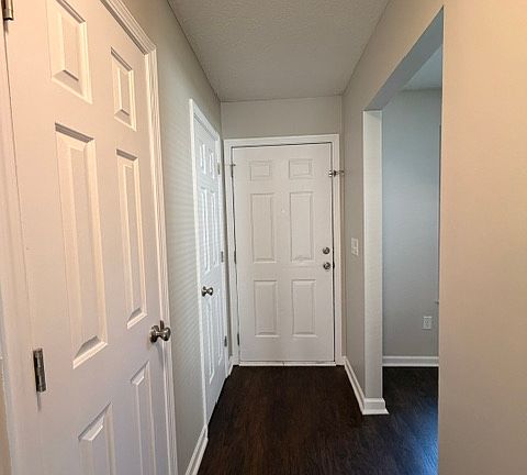 2nd image of 112 Barrington Dr