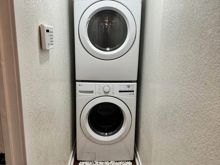 New full size LG washer/dryer