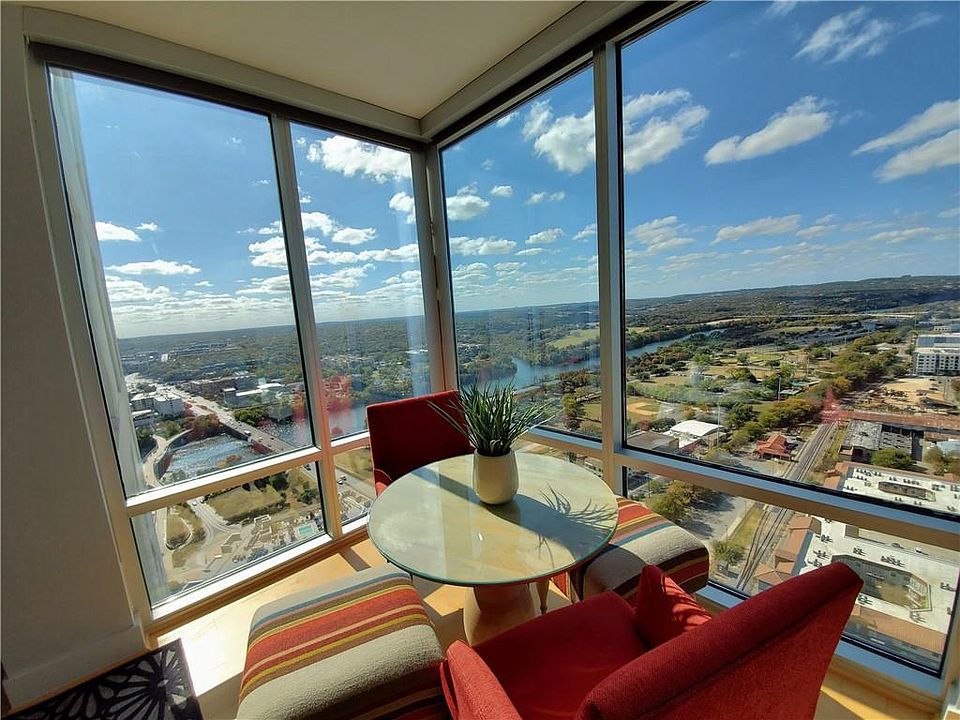 1st image of 300 Bowie St APT 3504