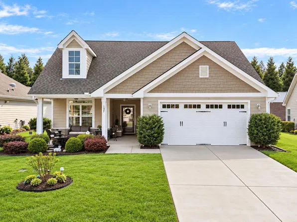 137 Balsam Ln, Clayton, NC 27527