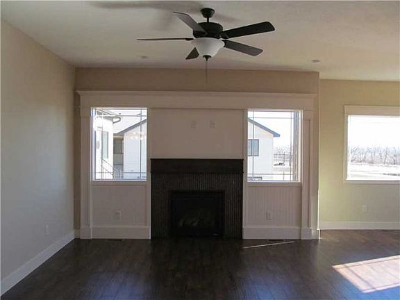 5th image of 3021 Golden Acres Dr
