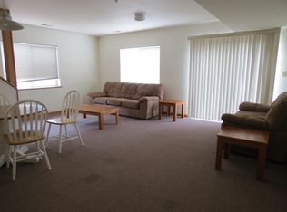 905 W Springfield Ave APT 13, Urbana, IL 61801