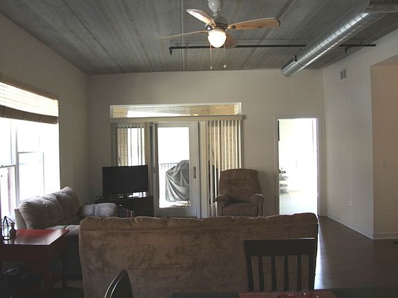 4th image of 24 W Station St Unit 218W