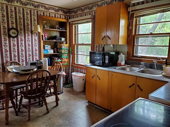 4th image of 2120 Snook Dr