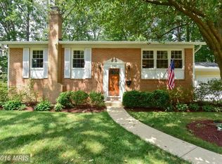 7945 Harwood Pl, Springfield, VA 22152