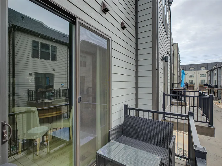 6112 Station Crossing Ave — Photo 22