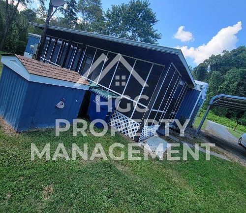 2nd image of 240 Penny Ln