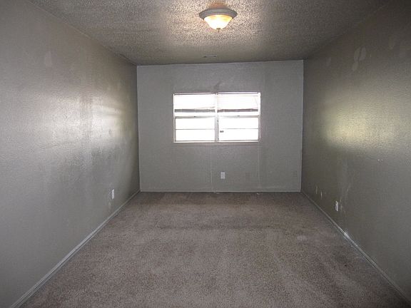 3rd image of 3936 Mallard Dr