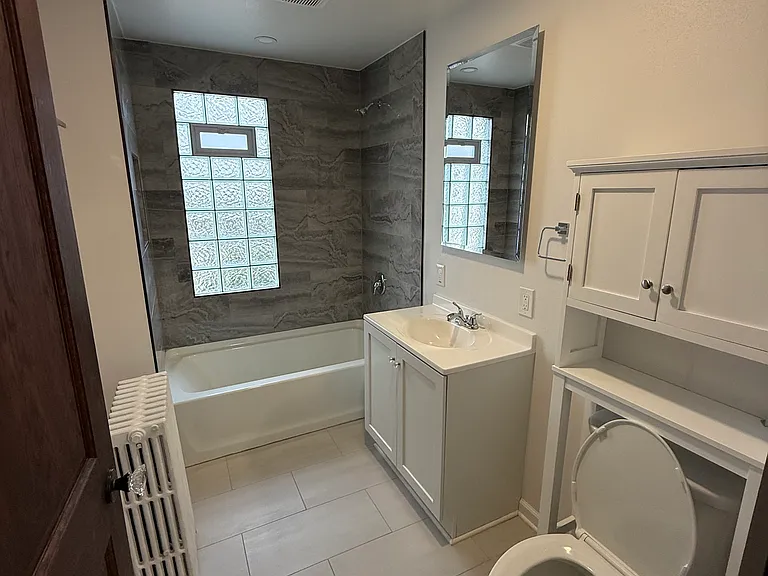1214 S 76th St — Photo 10