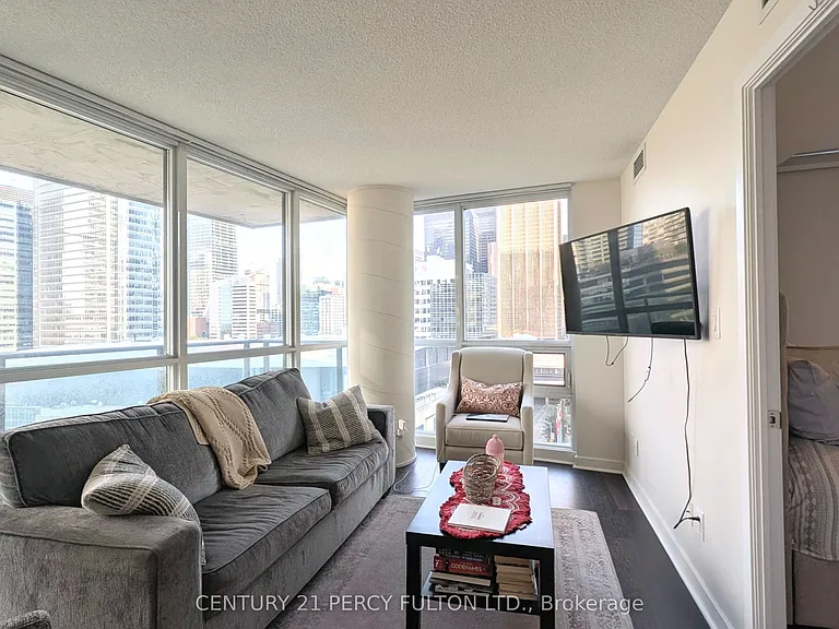 33 Bay St #1303 — Photo 8