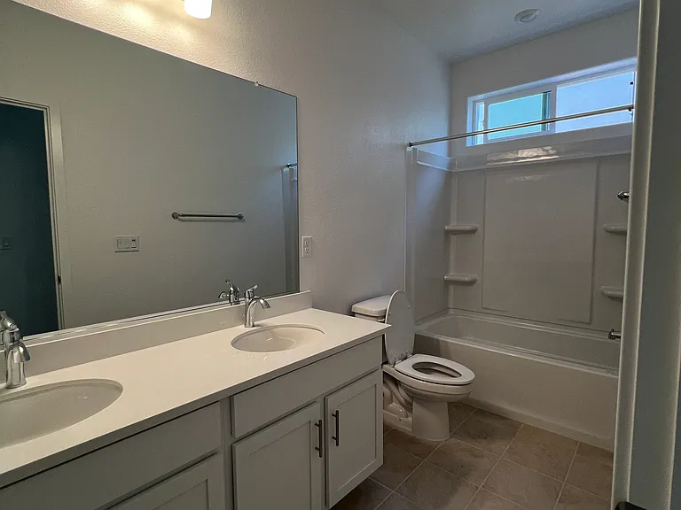11934 Granzella Way — Photo 11
