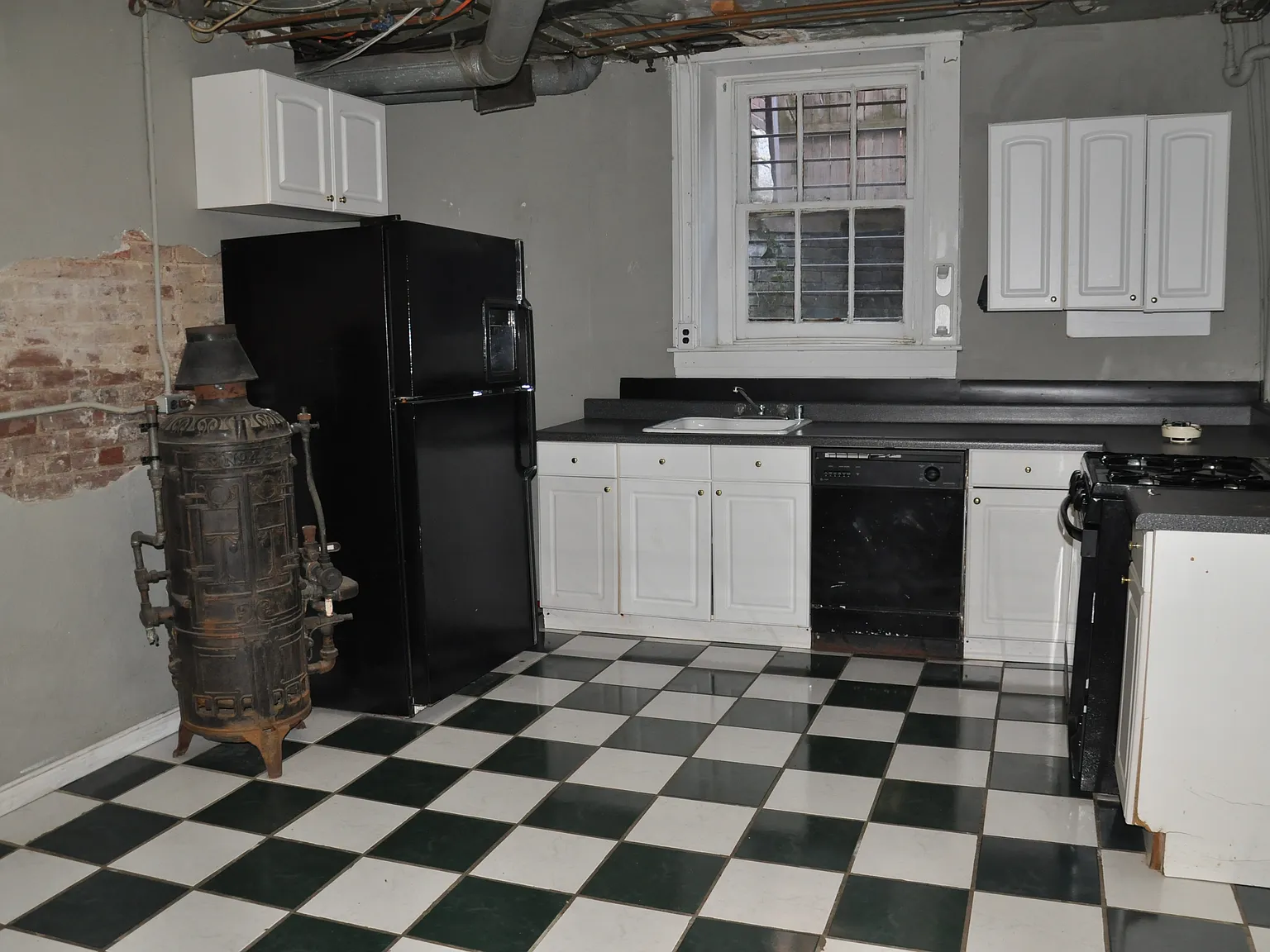 1426 S 3rd St — Photo 2
