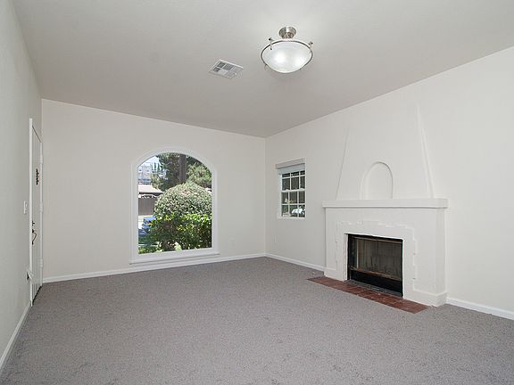 3rd image of 12328 Idaho Ave
