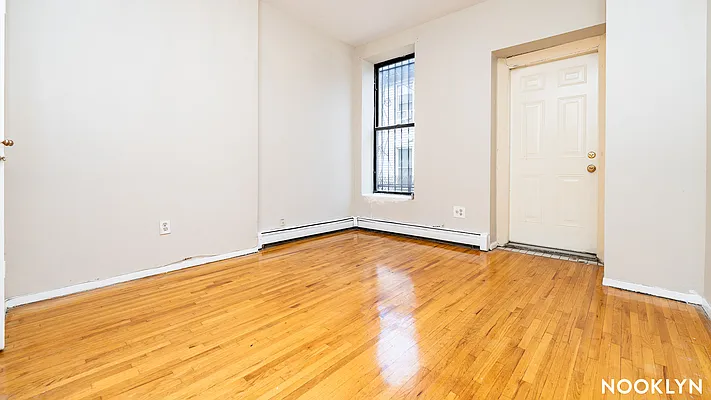Rented by Nooklyn NYC LLC | media 9