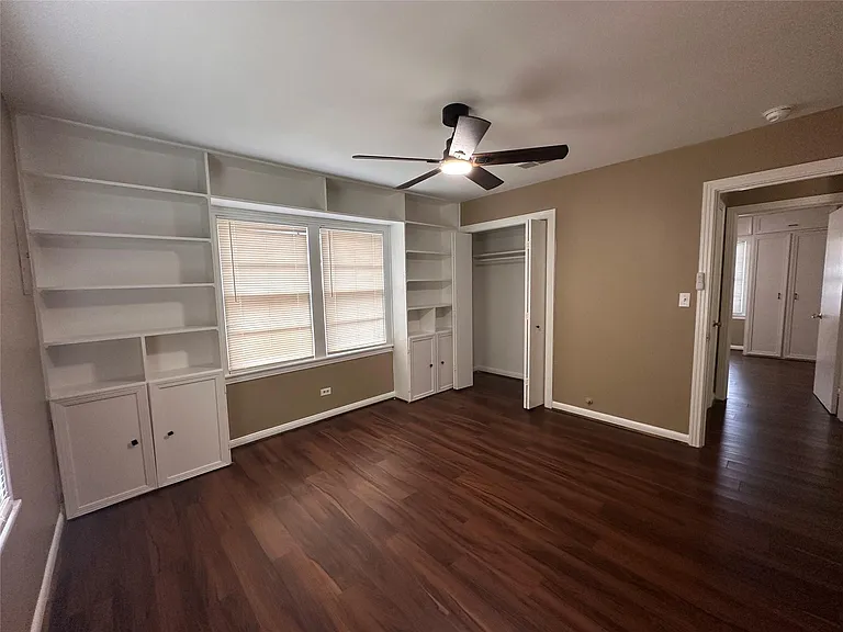 1121 Millie St — Photo 14