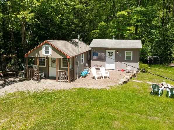 120 New Beaver Creek Rd, Markleysburg, PA 15459