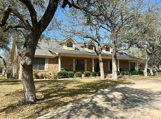 121 Post Oak Ln, Driftwood, TX 78619