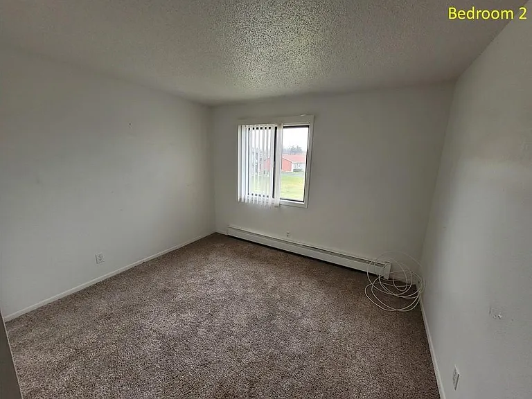 12 Maxwell St #4 — Photo 11
