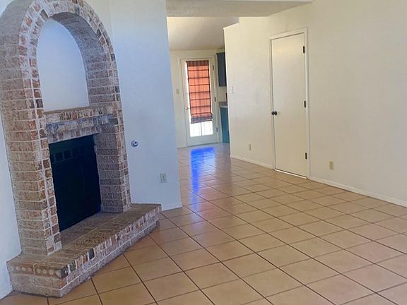 3rd image of 10673 Onyxstone St