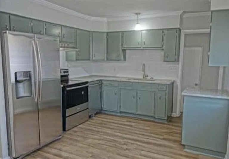 2903 Bayless Dr SW — Photo 2