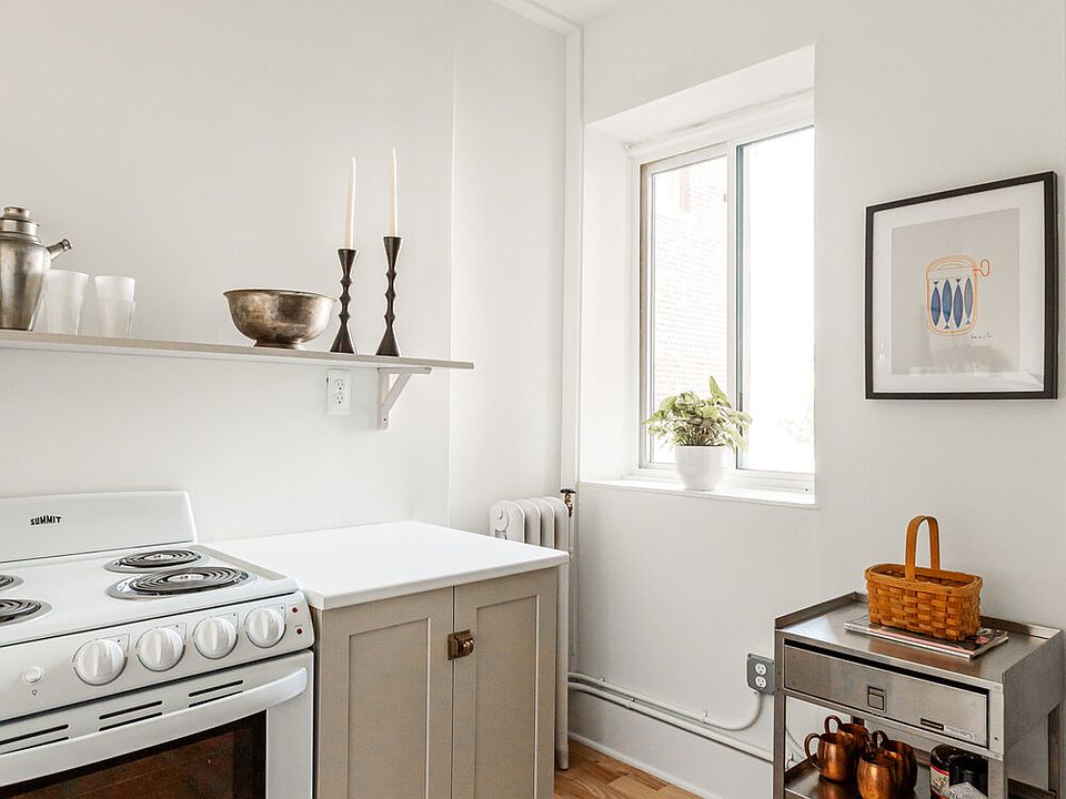 Selden Manor 686 Selden St Detroit MI Zillow