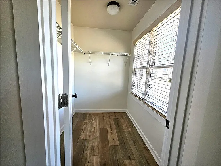 5195 Wickingham Ln — Photo 37