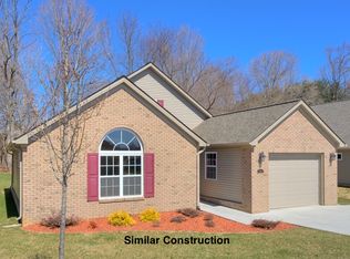 100 Gavins Ct NW, Christiansburg, VA