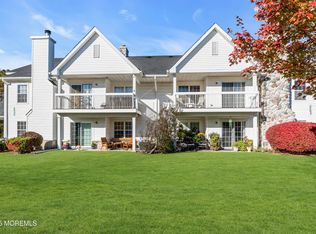 9 Des Moines Ct, Tinton Falls, NJ 07712