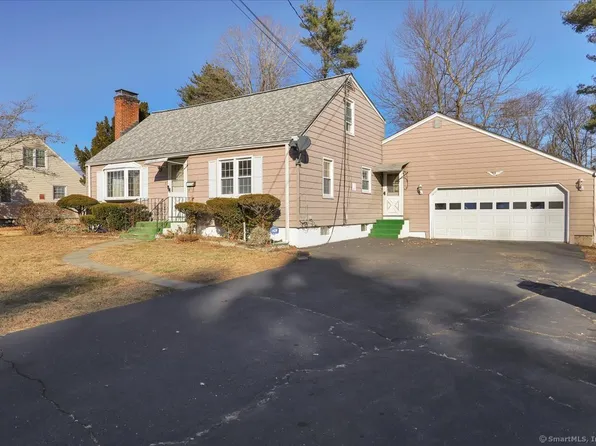 3 Norman Drive, Bloomfield, CT 06002