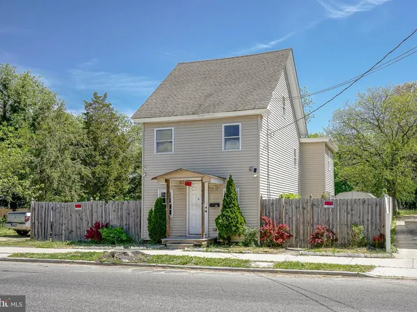 521 N 3rd St, Millville, NJ 08332