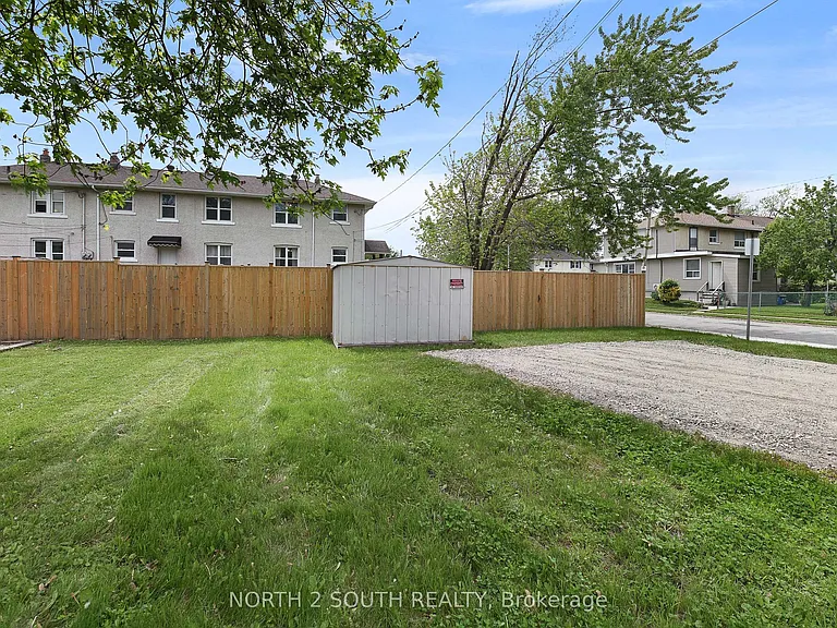 1604 Bruce Ave — Photo 22