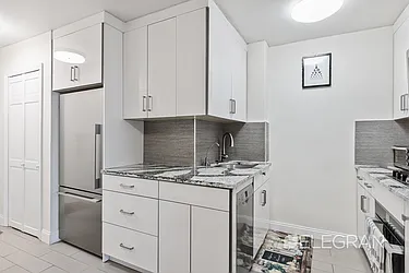 Rented by (Legacy) Elegran