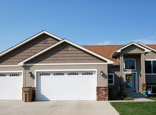 2508 Heritage Dr, Minot, ND 58703