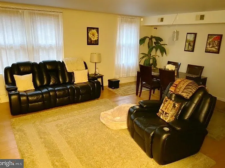 216 W Chester Pike #B — Photo 34