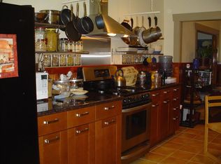 3631 Nevil St, Oakland, CA 94601