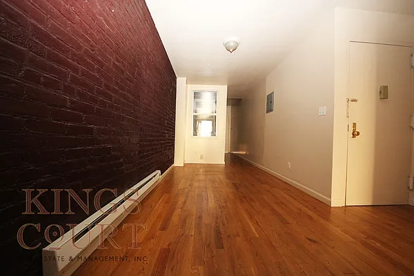 Rented by Kings Court Real Estate | media 39