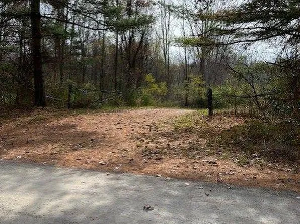 8438 Jordan Rd, Grand Blanc, MI 48439