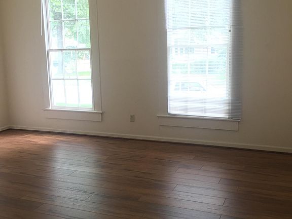Living Room (great natural light)