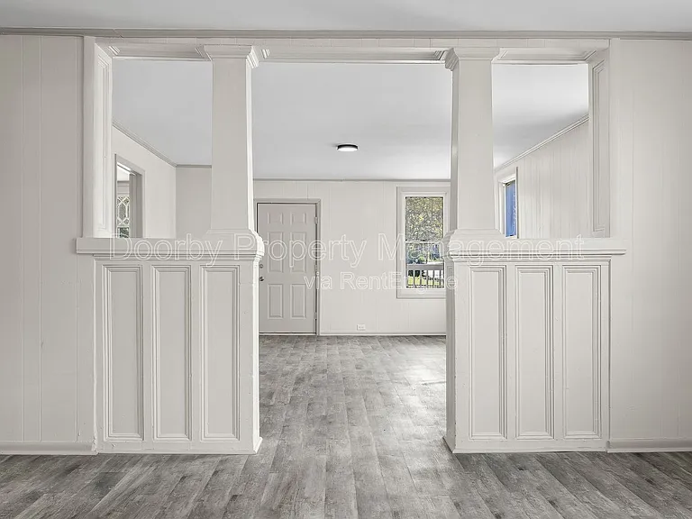 1601 Arlington Ave — Photo 10