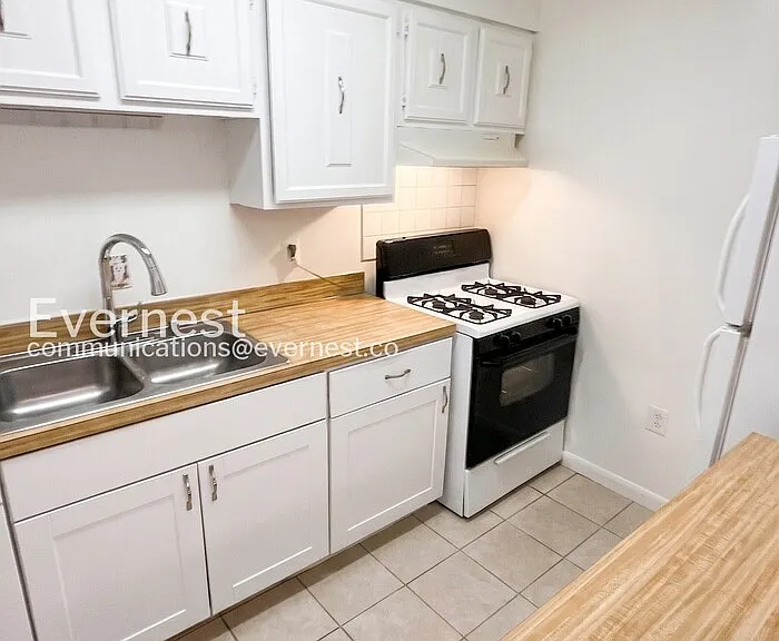 14848 Ensor Ct — Photo 3