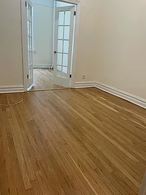 Sold by Manhattan Flats | media 8