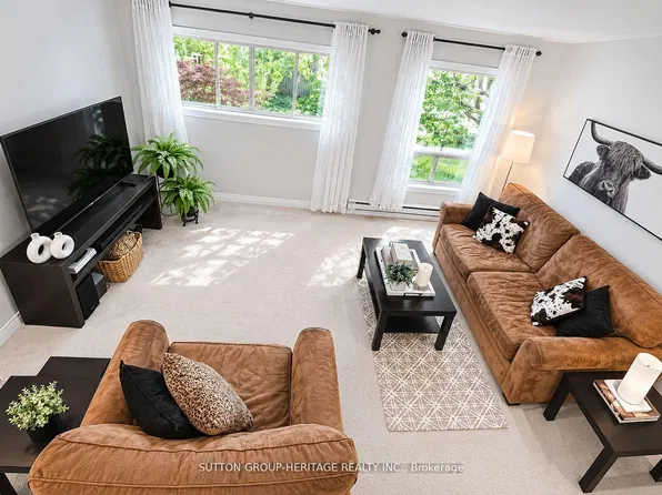 124 Wales Ave, Markham, ON L3P 3K2