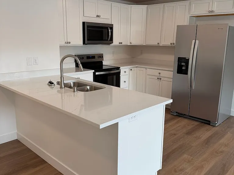 16875 Hanson Dr — Photo 33
