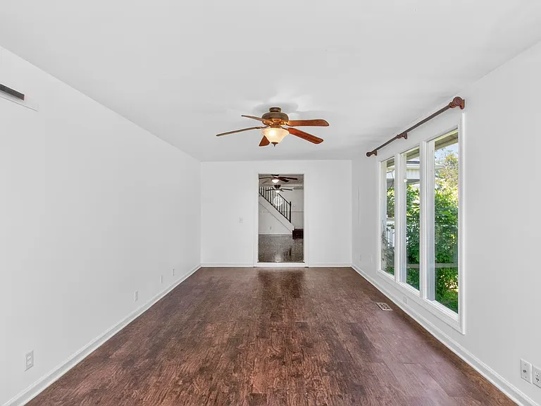 3008 Lakeshore Dr — Photo 21