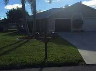 3733 SW Santa Barbara Pl, Cape Coral, FL 33914