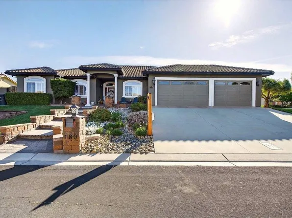 160 Dan Dr, Hollister, CA 95023