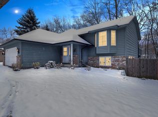 413 Willow Dr SW, Saint Michael, MN 55376