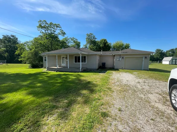 101 W 2nd St, Albany, IN 47320
