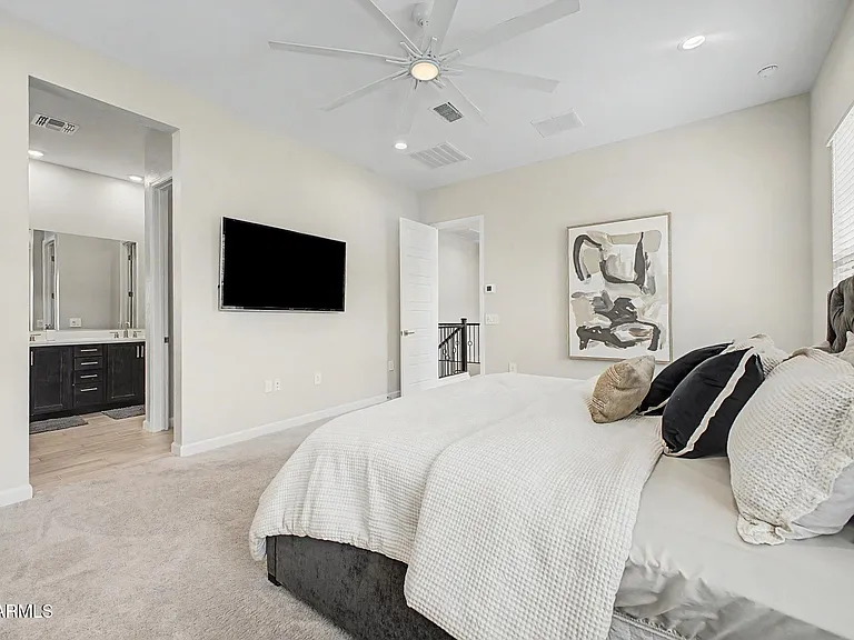 5038 E Anderson Dr — Photo 14