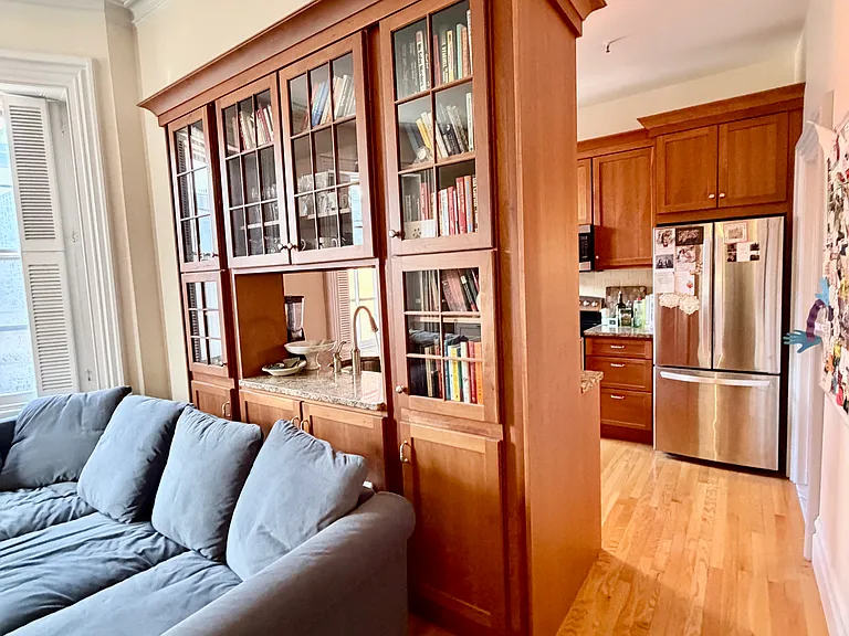 39 Commonwealth Ave #3R — Photo 28